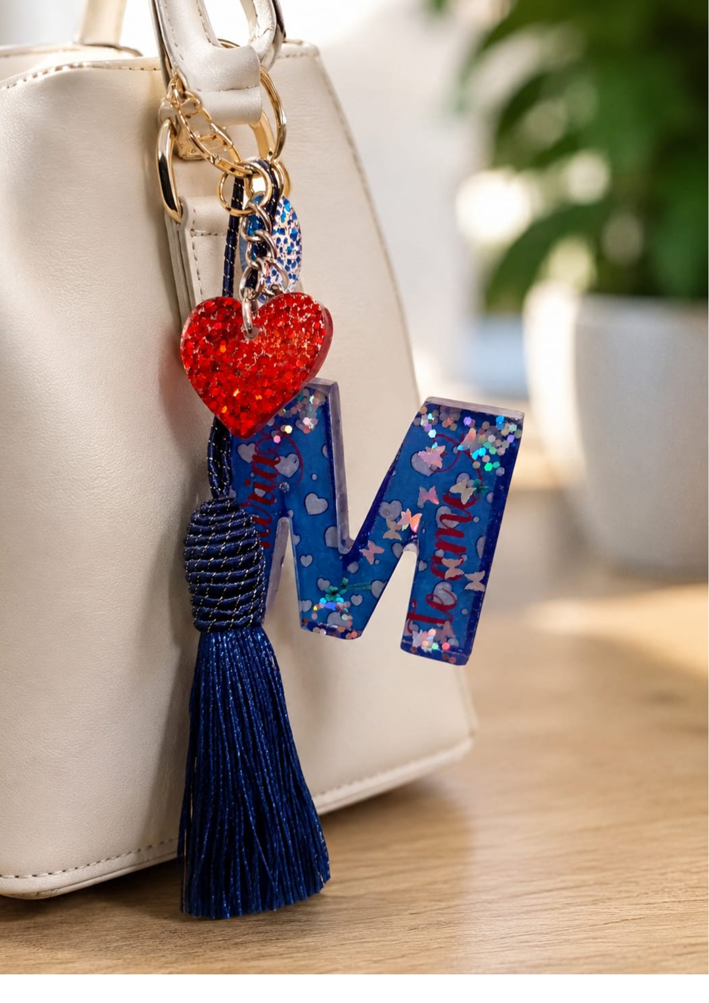 Chaveiro decorativo personalizado pendurado em bolsa