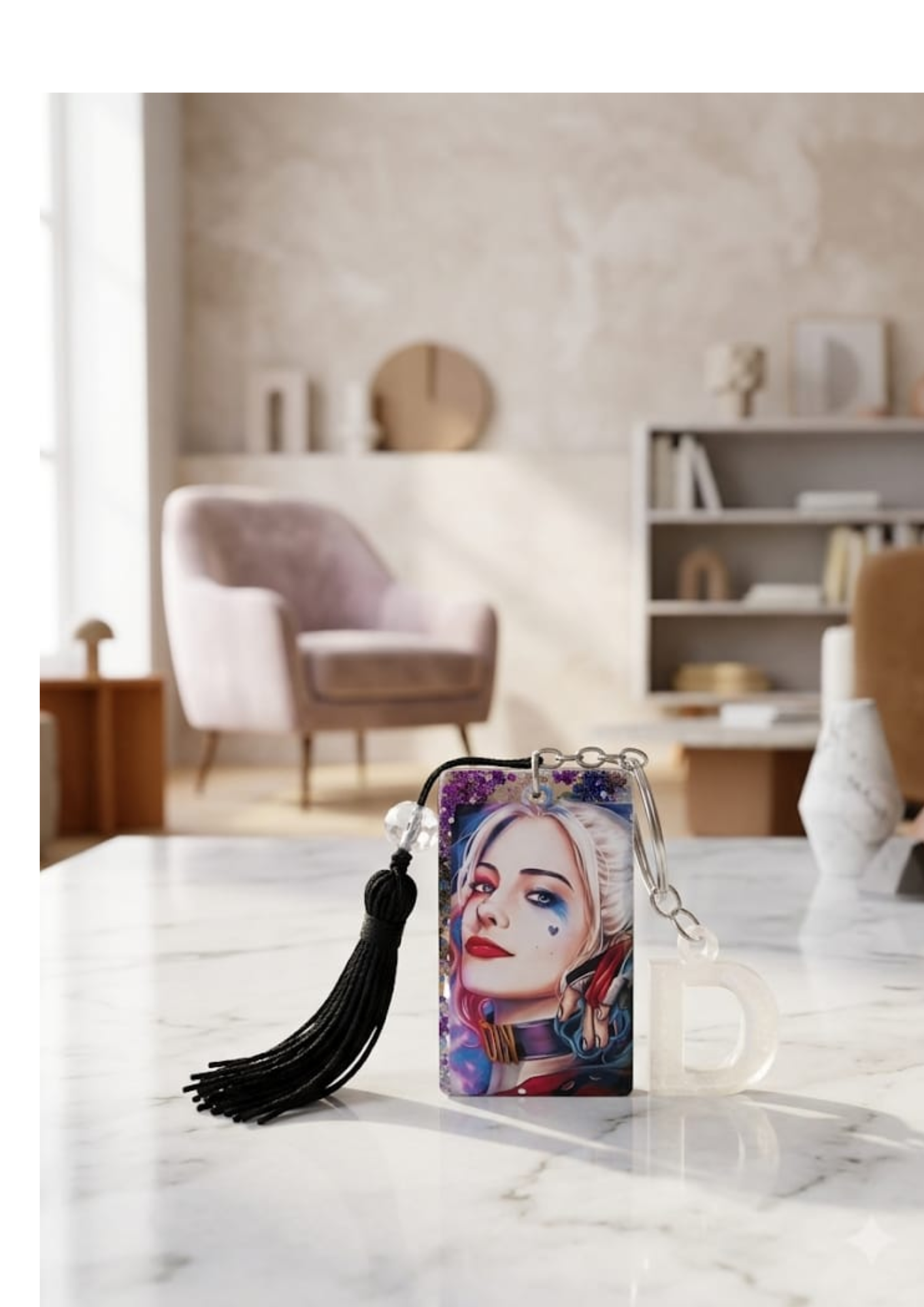 Chaveiro temático personalizado com ilustração e glitter